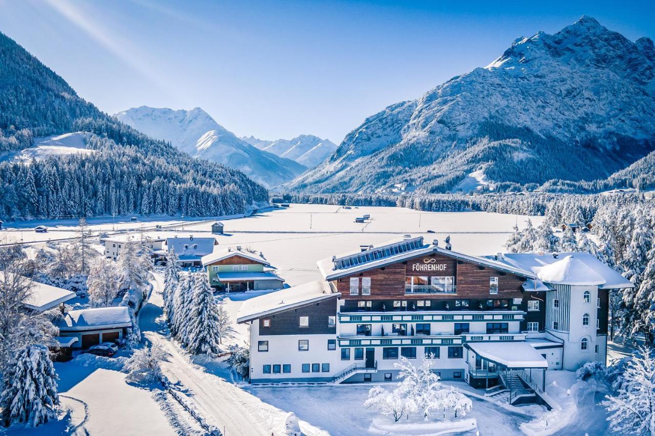 Hotel Foehrenhof Штанцах Экстерьер фото