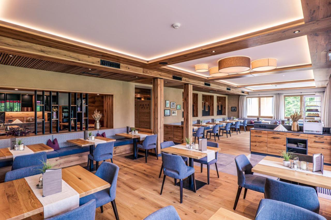 Hotel Foehrenhof Штанцах Экстерьер фото